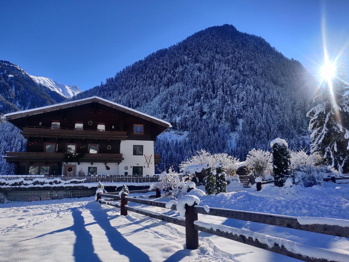 Haus Gartner 4-5 Pers Appartement Sulzau Esterno foto